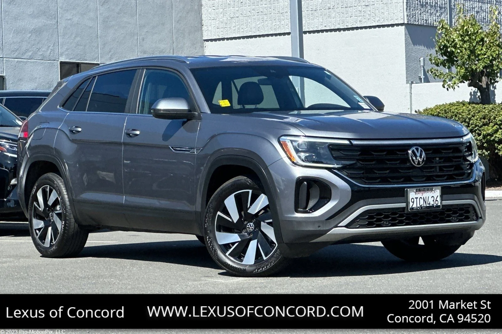 2024 Volkswagen Atlas Cross Sport 2.0T SE w/Tech 4MOTION's photo