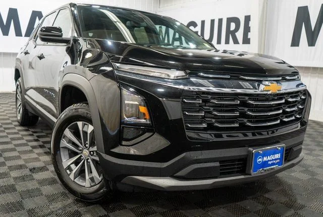 New 2027 Mosaic Black Metallic Chevrolet LT image 1