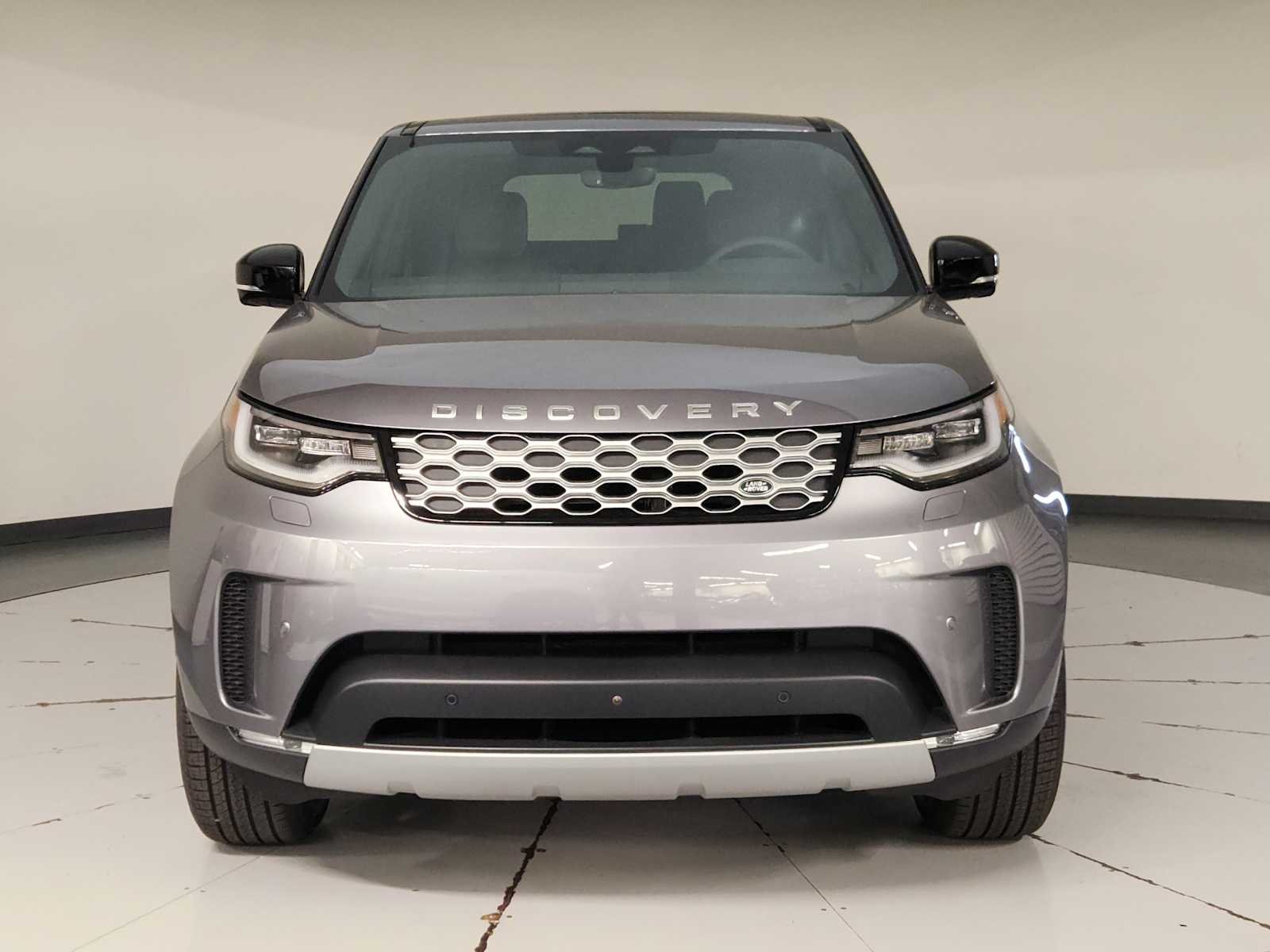 New 2026 Eiger Grey Land Rover S image 9
