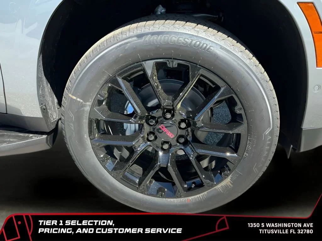 New 2026 Sterling Metallic GMC Elevation image 33