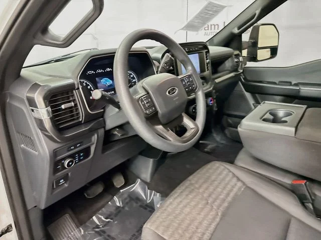 Certified Used 2023 Oxford White Ford XL image 9