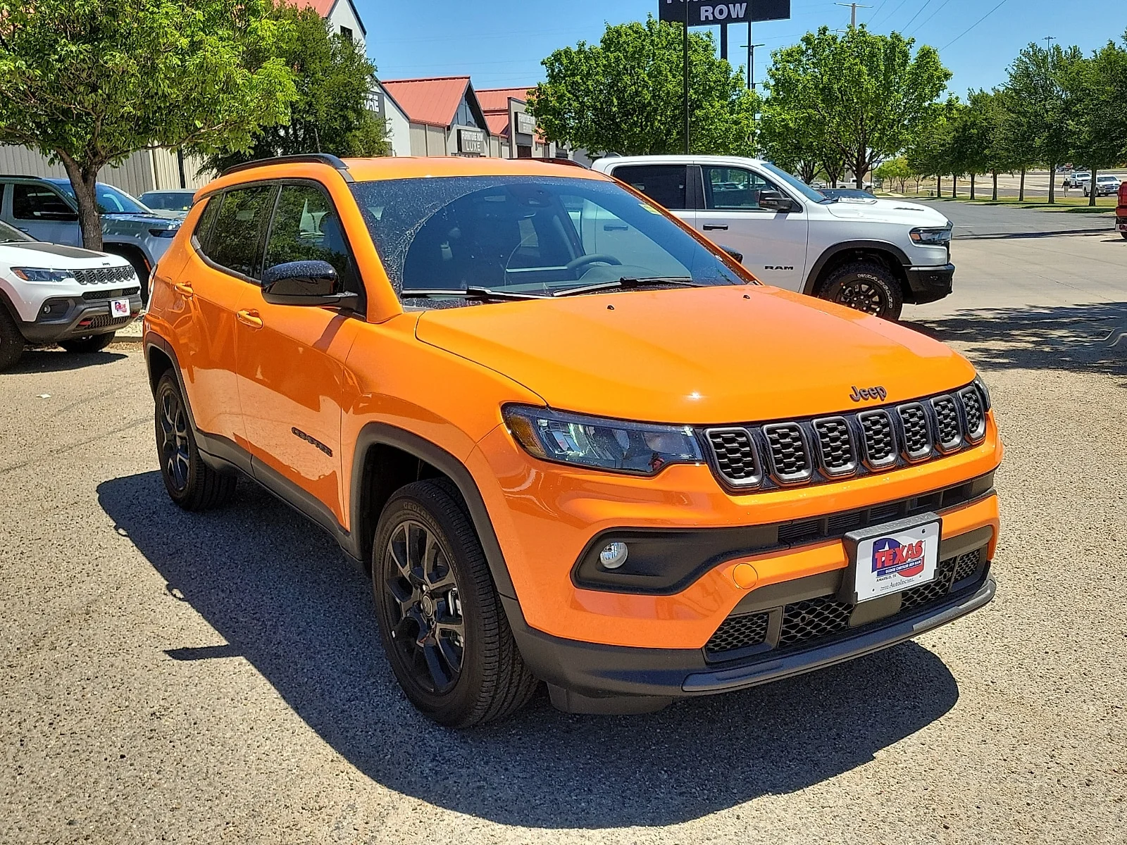 New 2026 PL4 Joose Jeep LATITUDE ALTITUDE 4X4 image 6