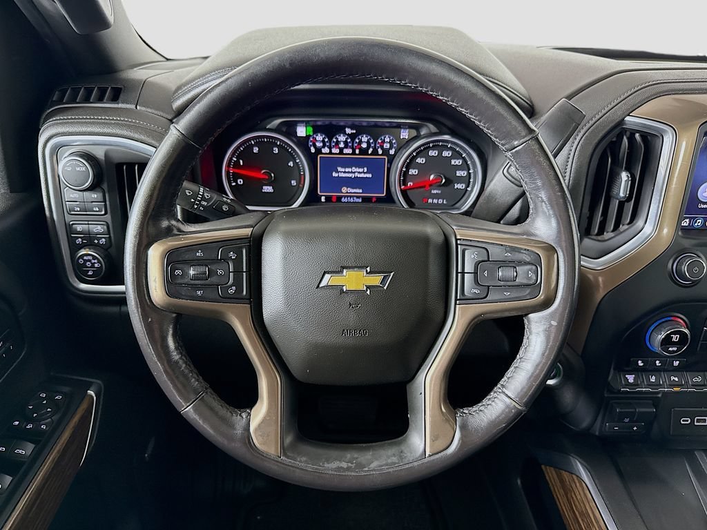 Used 2022 Silver Ice Metallic Chevrolet High Country image 11