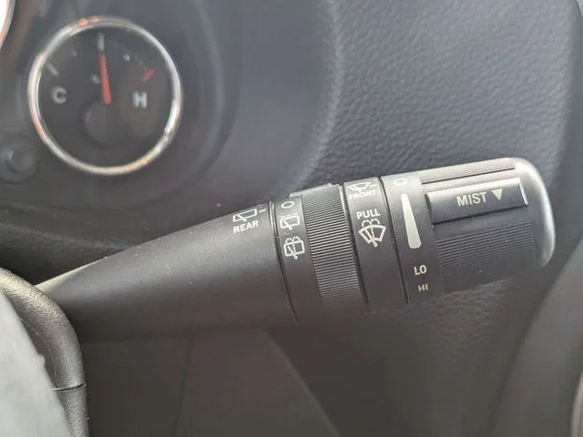 Used 2017 Silver Jeep Unlimited Sport image 25