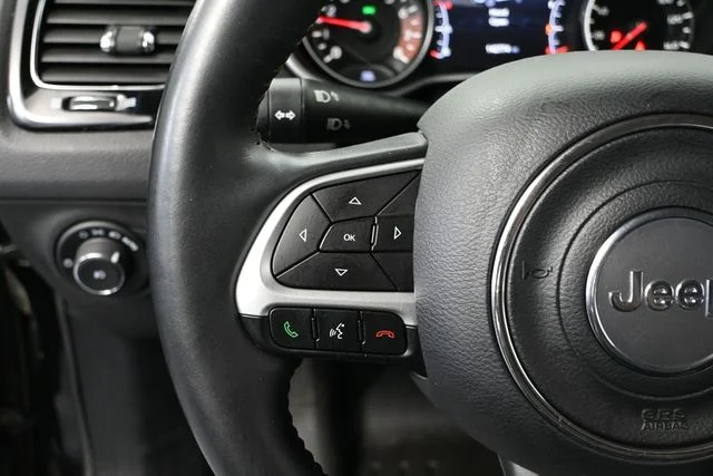 Used 2017 Black Jeep Limited image 25