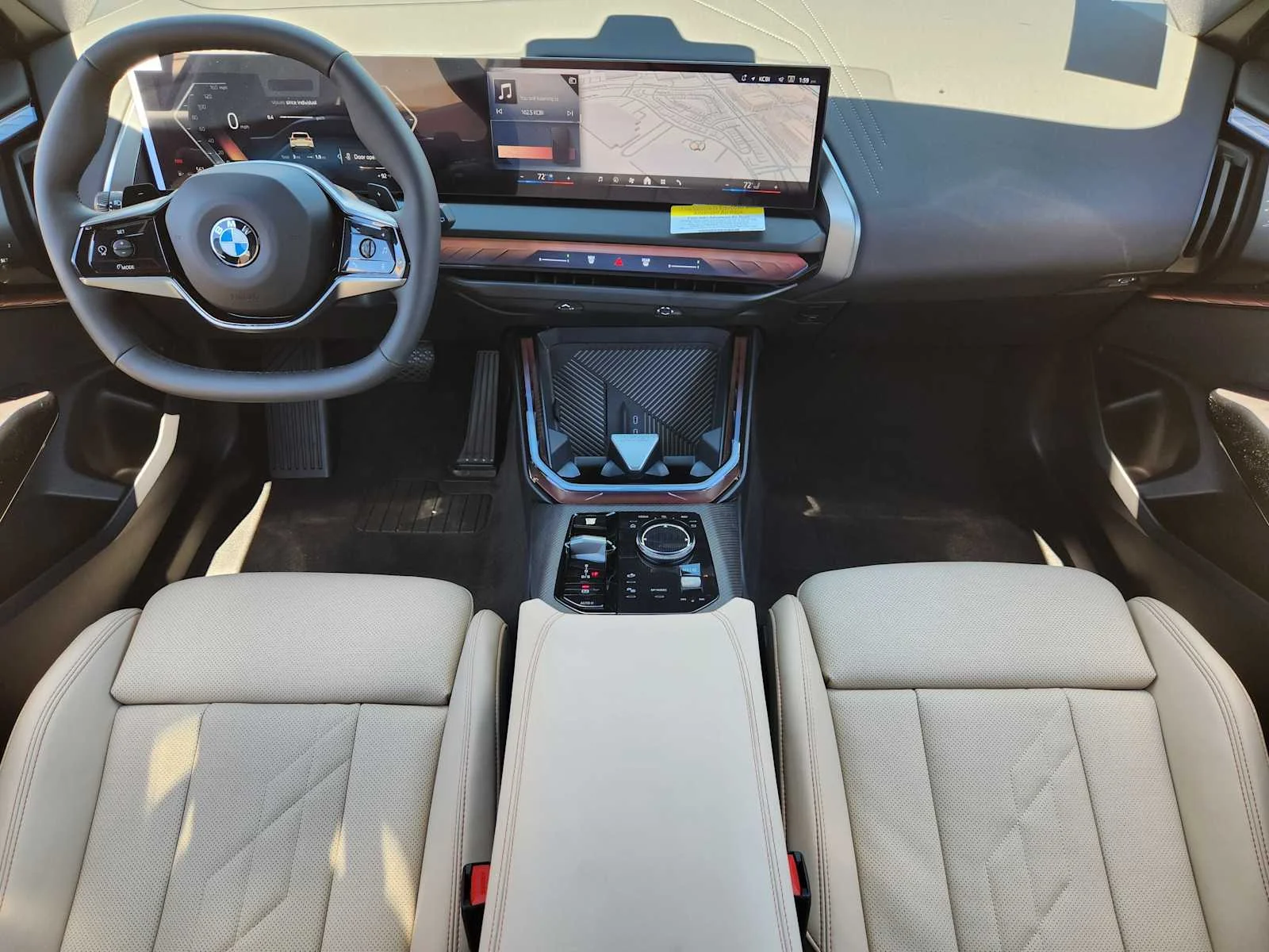 New 2026 Alpine White BMW 30 xDrive image 6