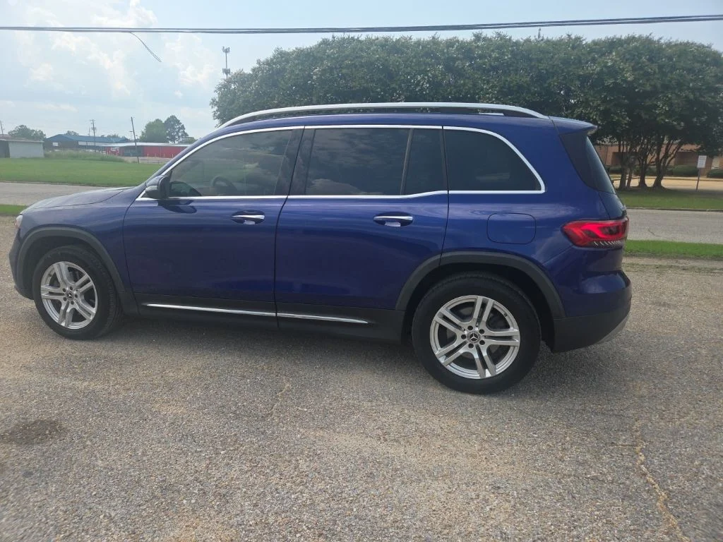 Certified Used 2020  Mercedes-Benz GLB 250 image 8