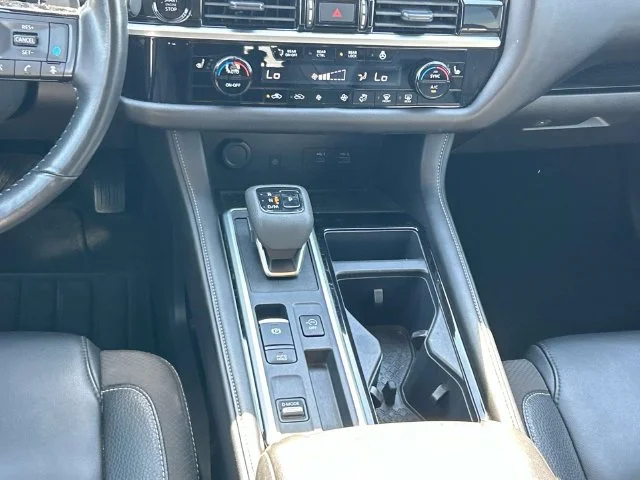 Used 2025 Gray Nissan SL image 18