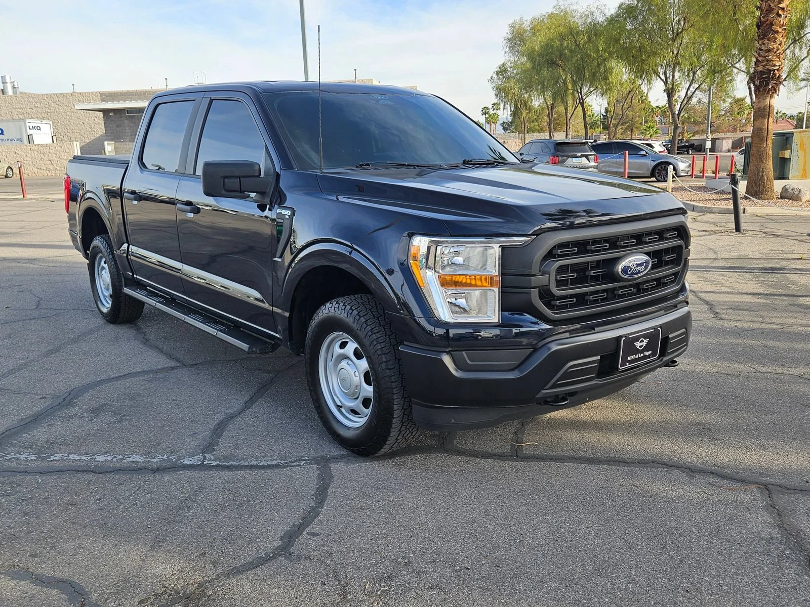 Used 2022 Antimatter Blue Metallic Ford XL image 3