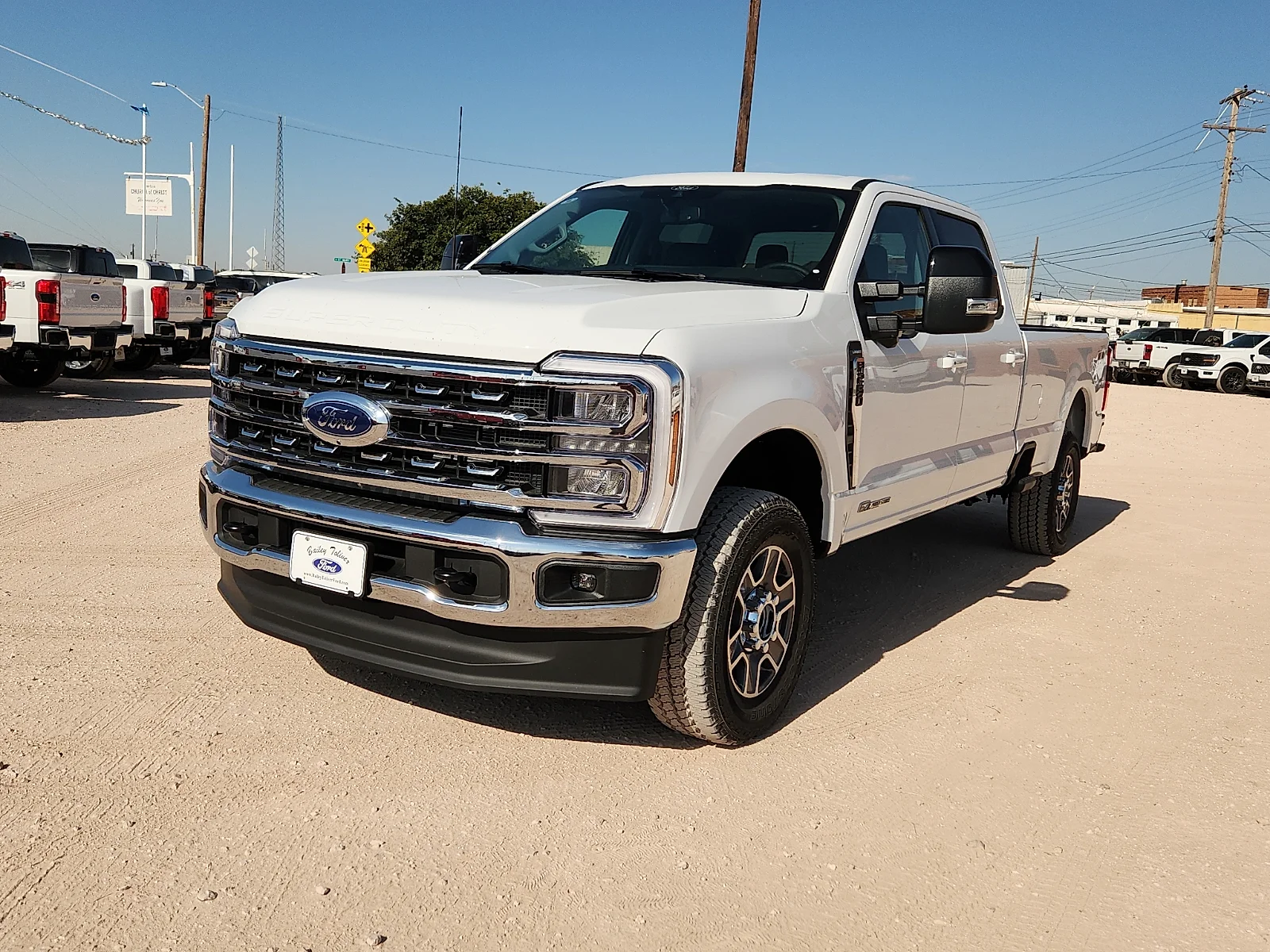 New 2026 Oxford White Ford Lariat image 3