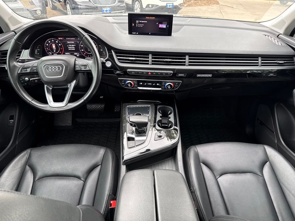 Used 2019 Galaxy Blue Metallic Audi 55 Prestige image 15