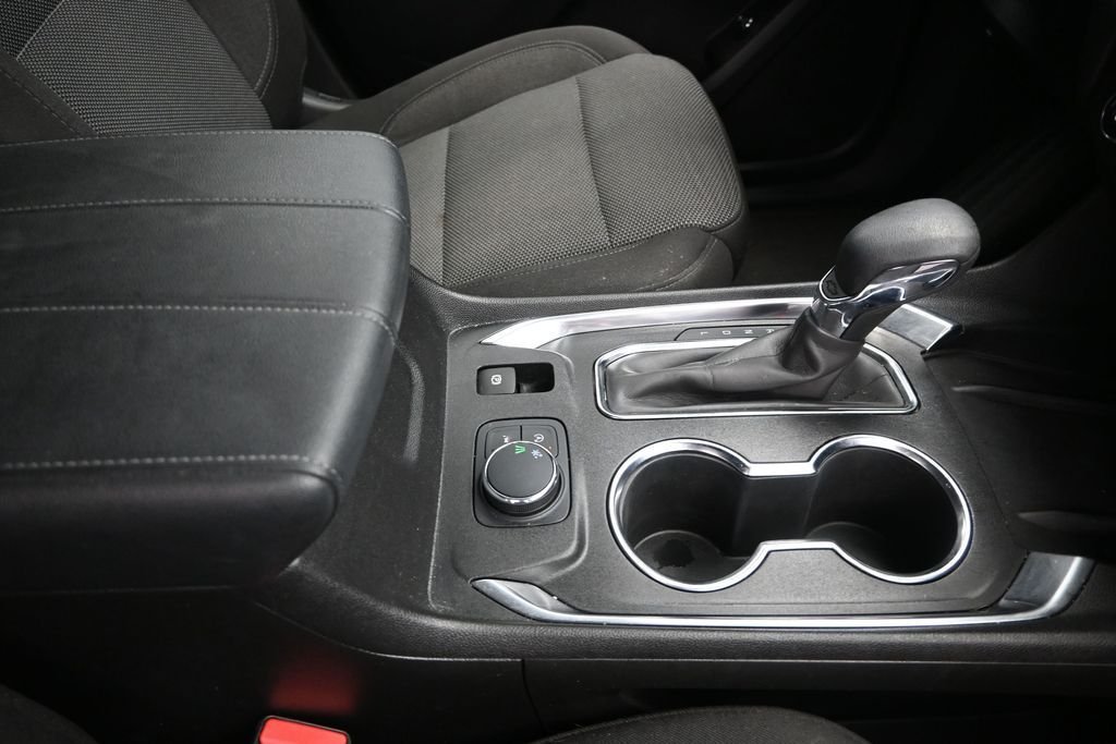 Used 2024 Black Chevrolet LT Cloth image 28