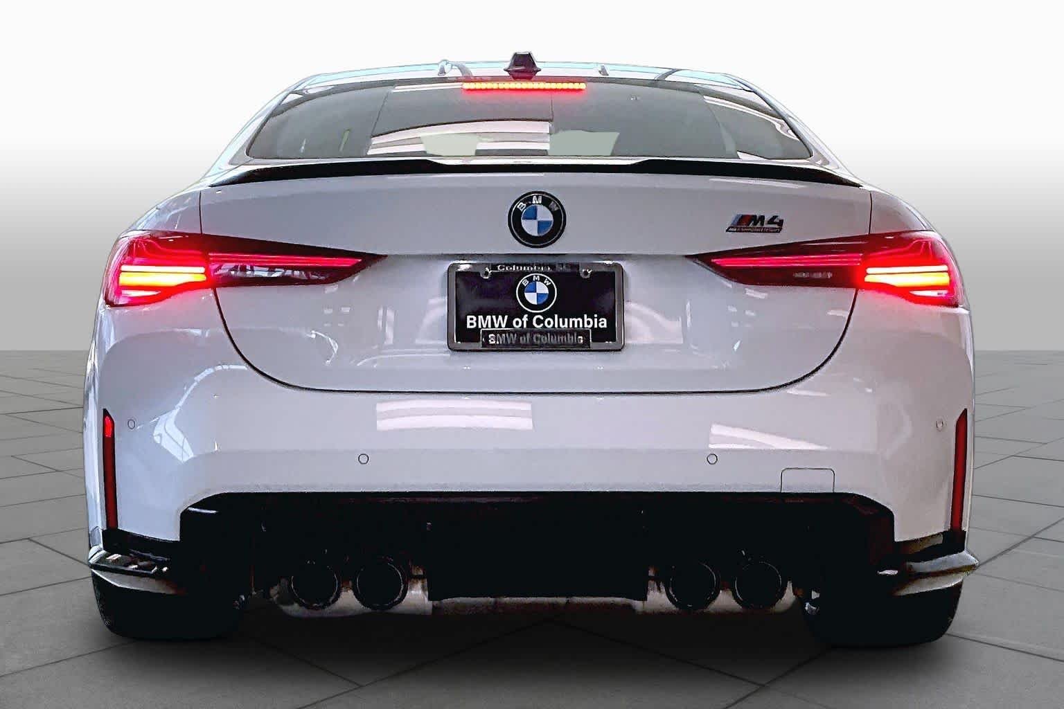 Used 2026 Alpine White BMW Competition image 4