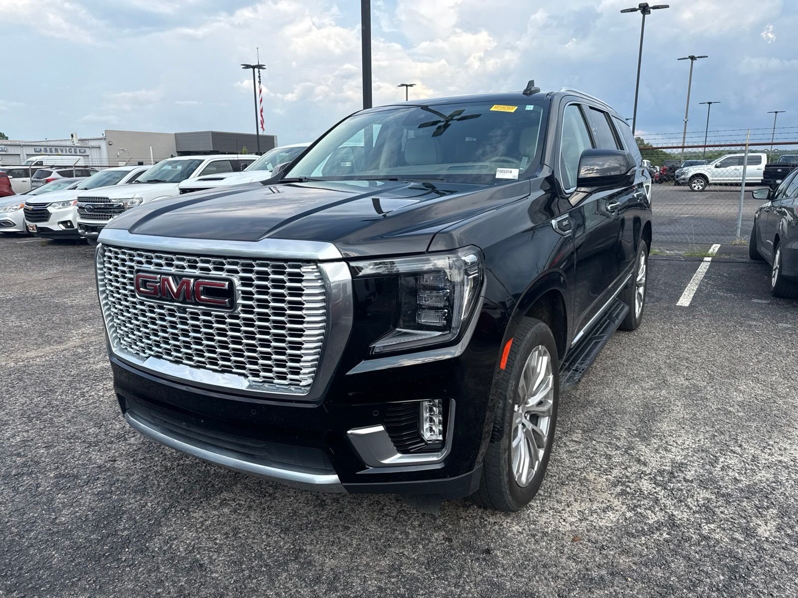 Used 2024 Black GMC Denali image 2