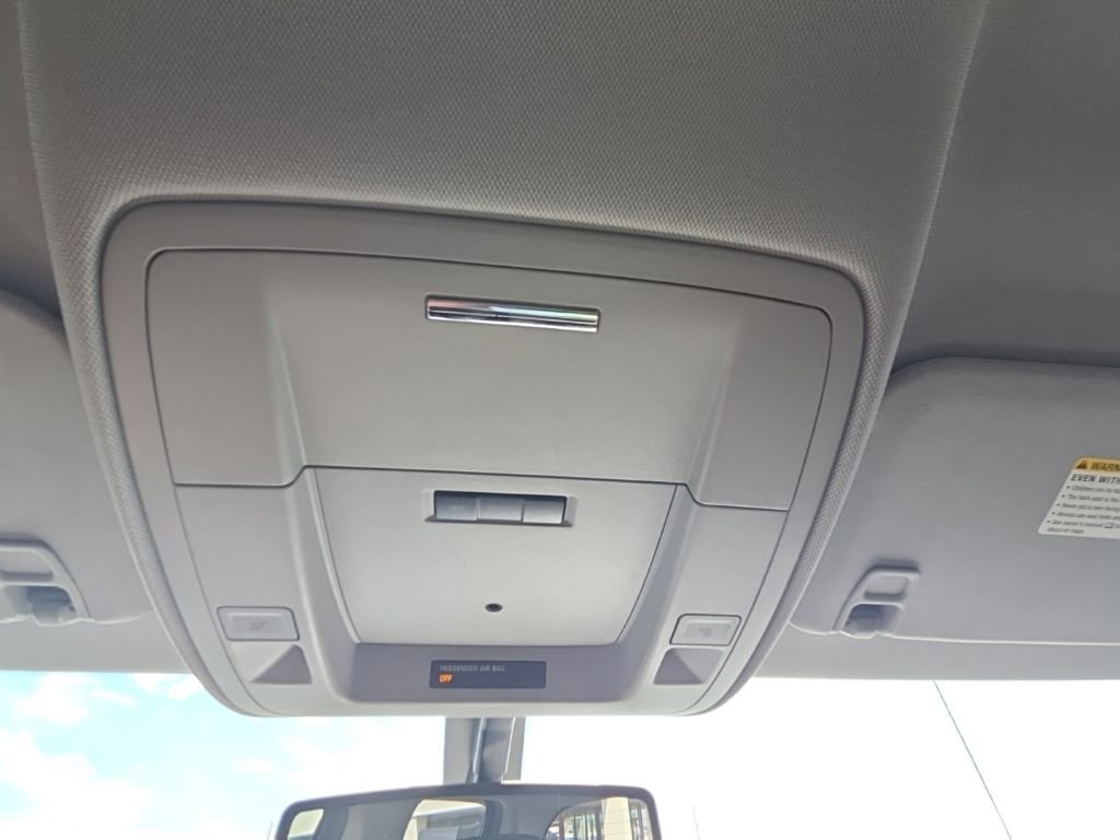 Used 2019 Gray Chevrolet LT image 38