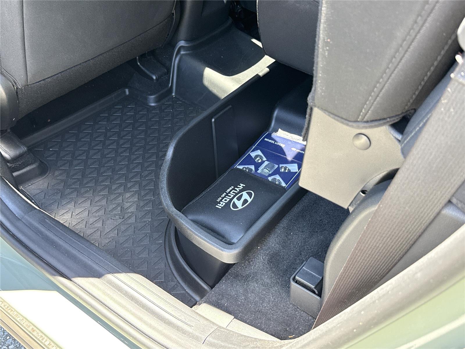 Used 2024 Sage Gray Hyundai SEL image 18