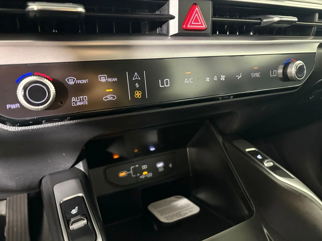 New 2026 Gray Kia S image 28
