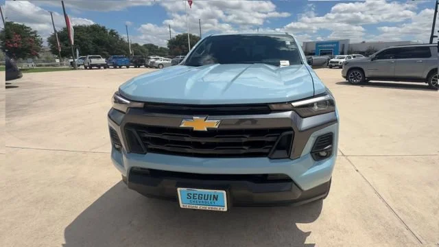 Used 2026 Snowdrift Metallic Chevrolet LT image 3