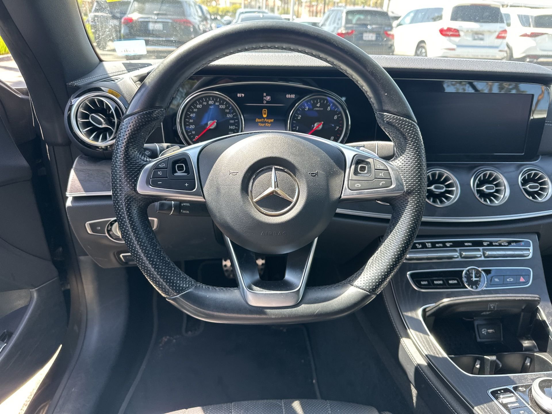 Used 2018 Gray Mercedes-Benz E 400 image 6