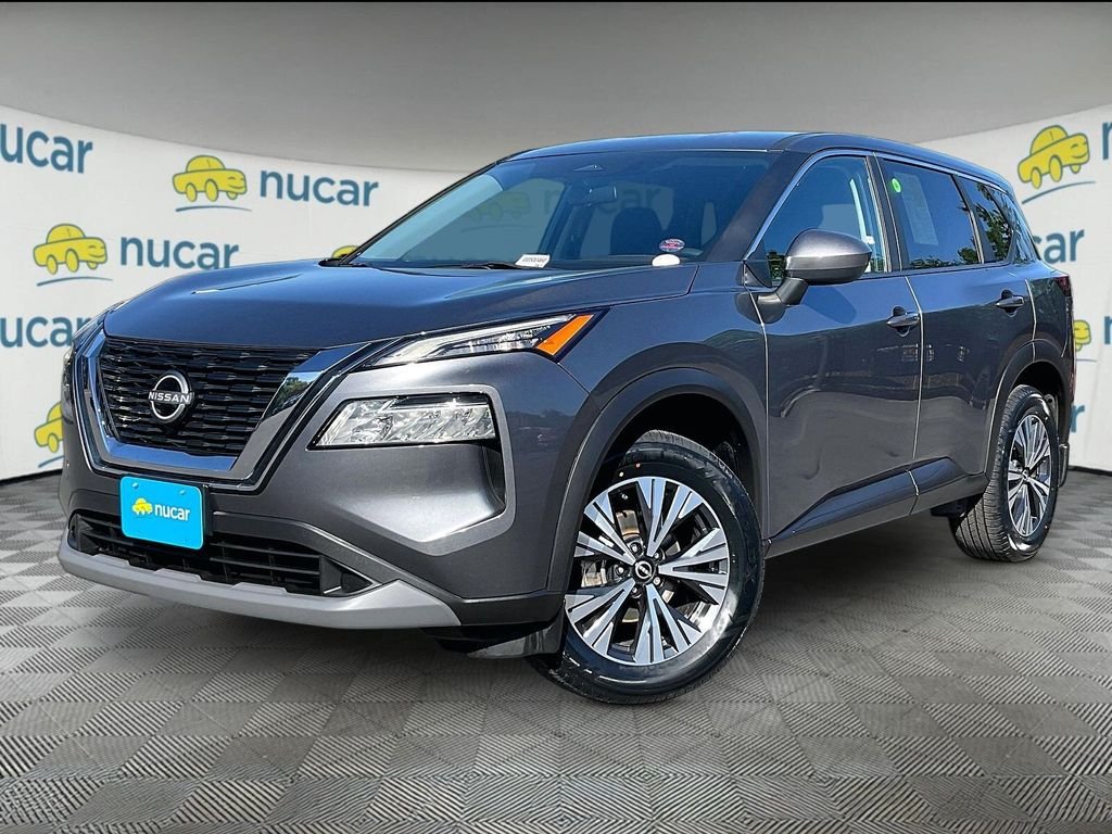 Used 2023 Gray Nissan SV image 3