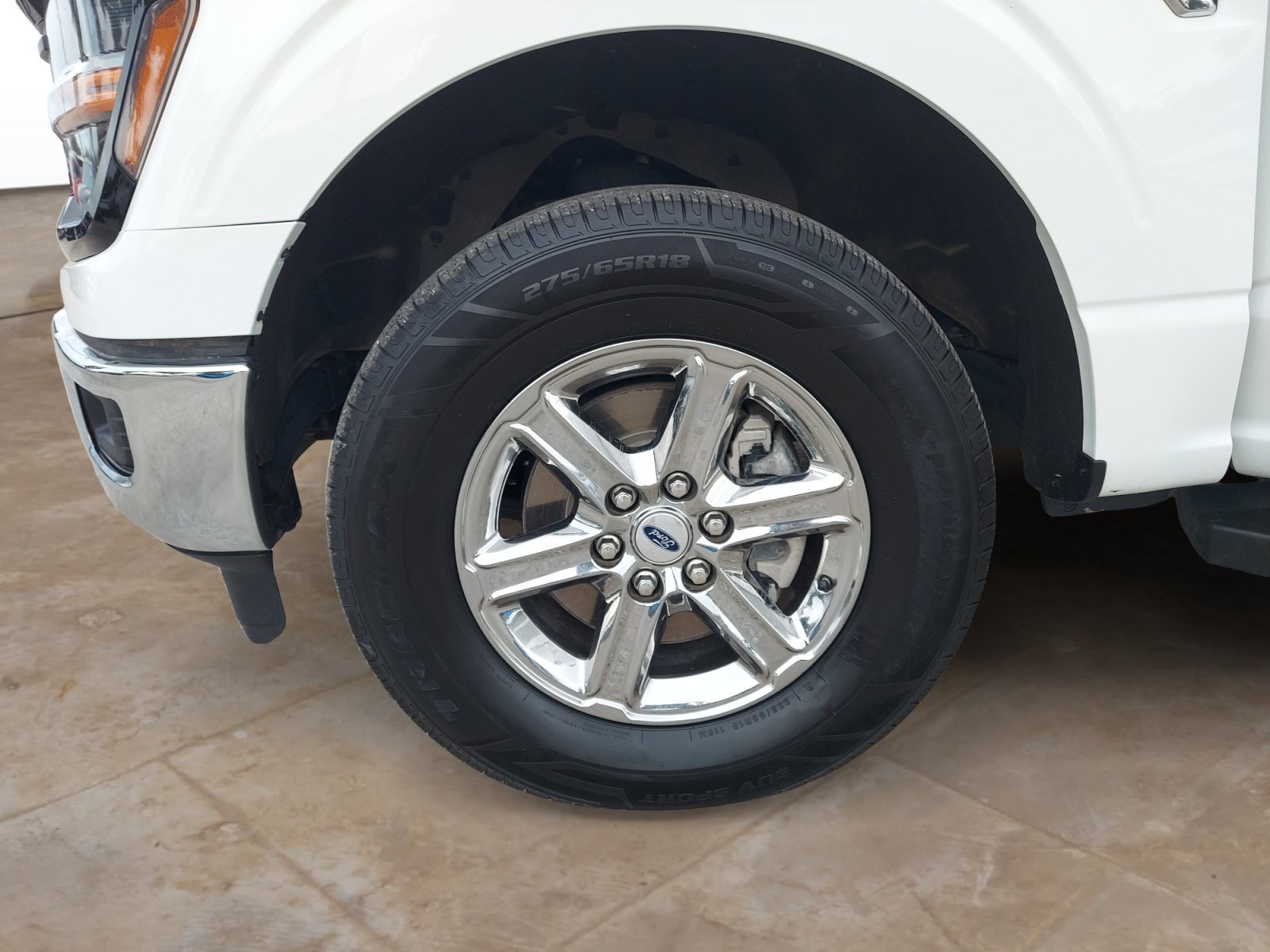 Used 2025 Oxford White Ford XLT image 29