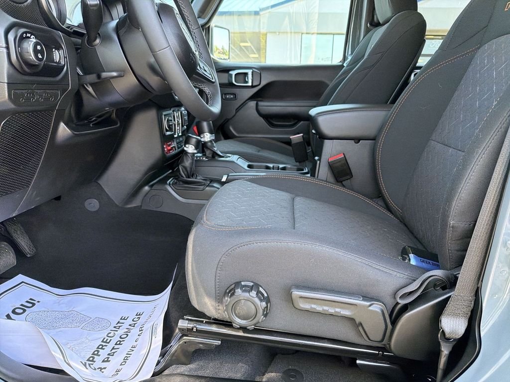 2025 Jeep Gladiator Mojave - Photo 18