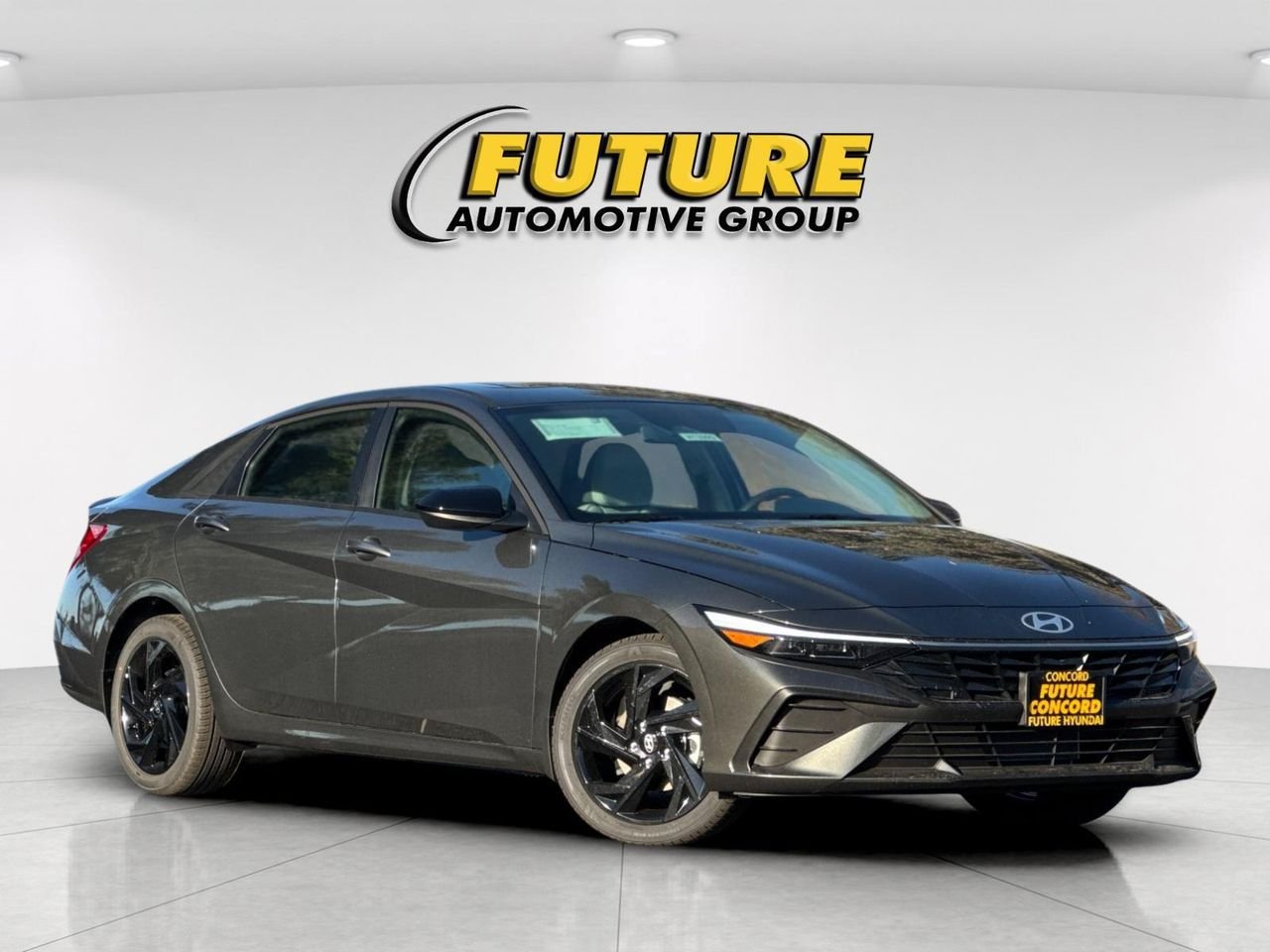 New 2026 Gray Hyundai SEL Sport Plus image 1