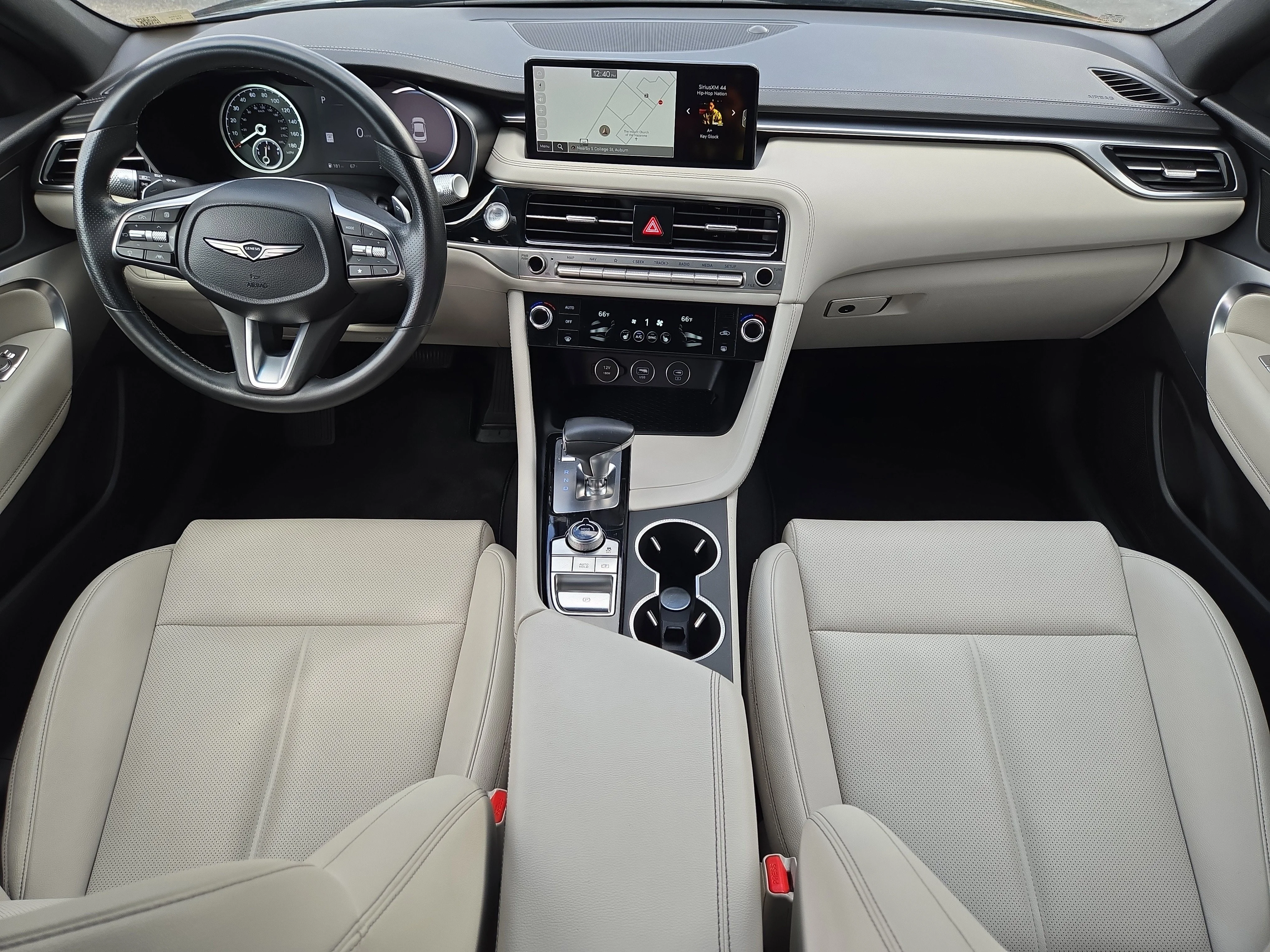 2025 GENESIS G70 Standard - Photo 15