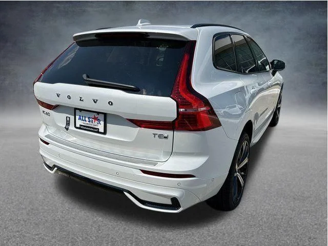 New 2025 White Volvo T8 Ultra image 10
