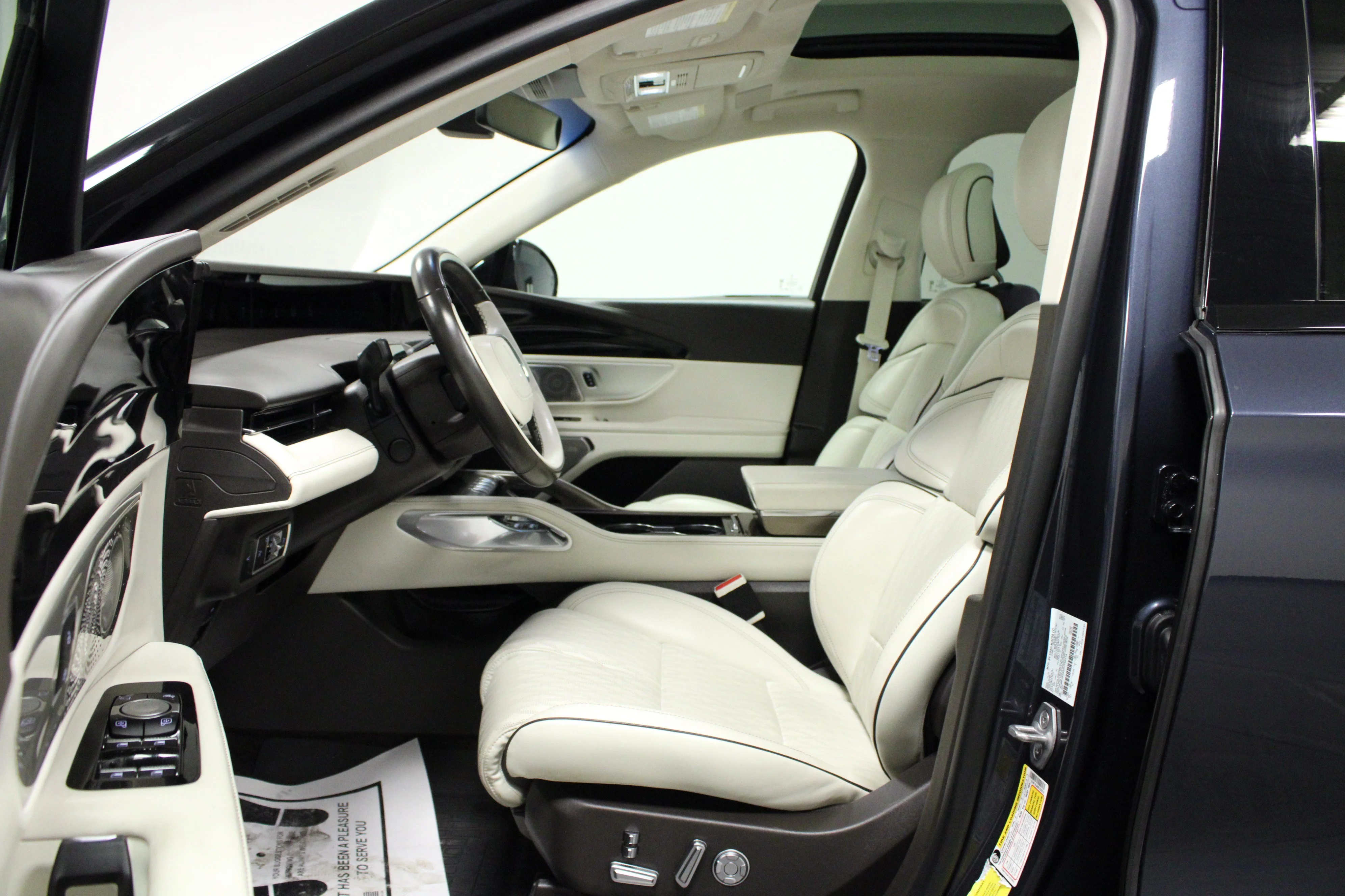 Used 2024 Blue Lincoln Black Label image 12