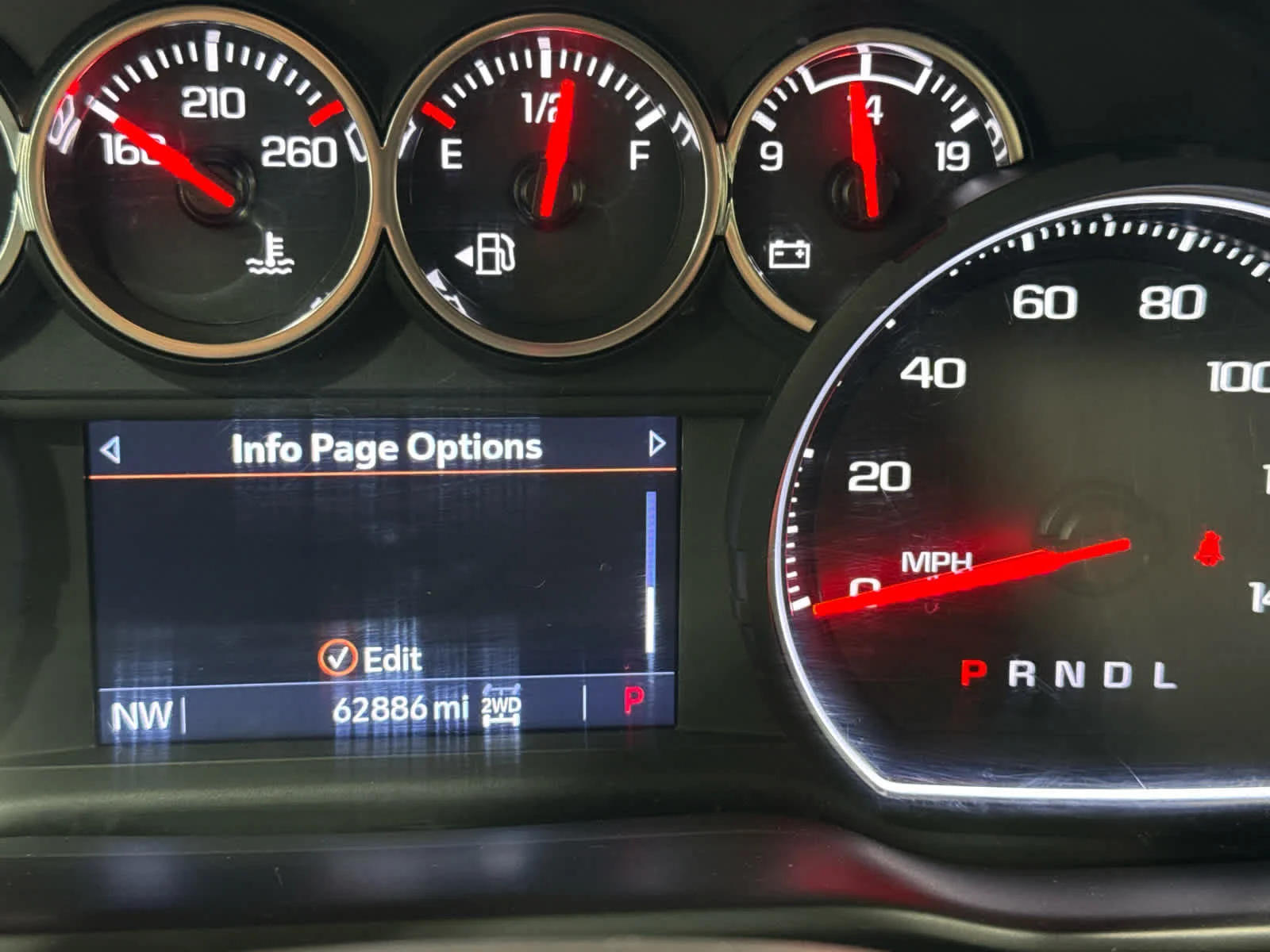 Used 2020 SUMMIT WHITE Chevrolet LT image 25