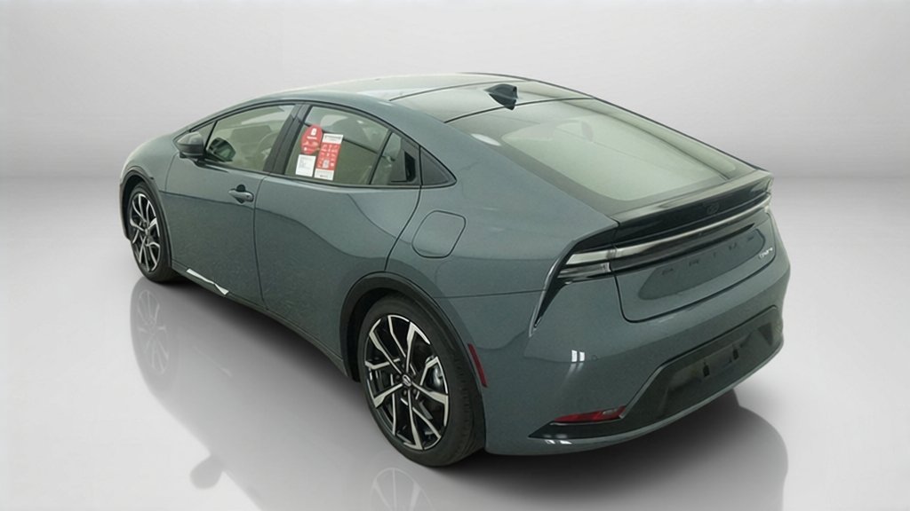 New 2027 Guardian Gray Toyota XSE image 44