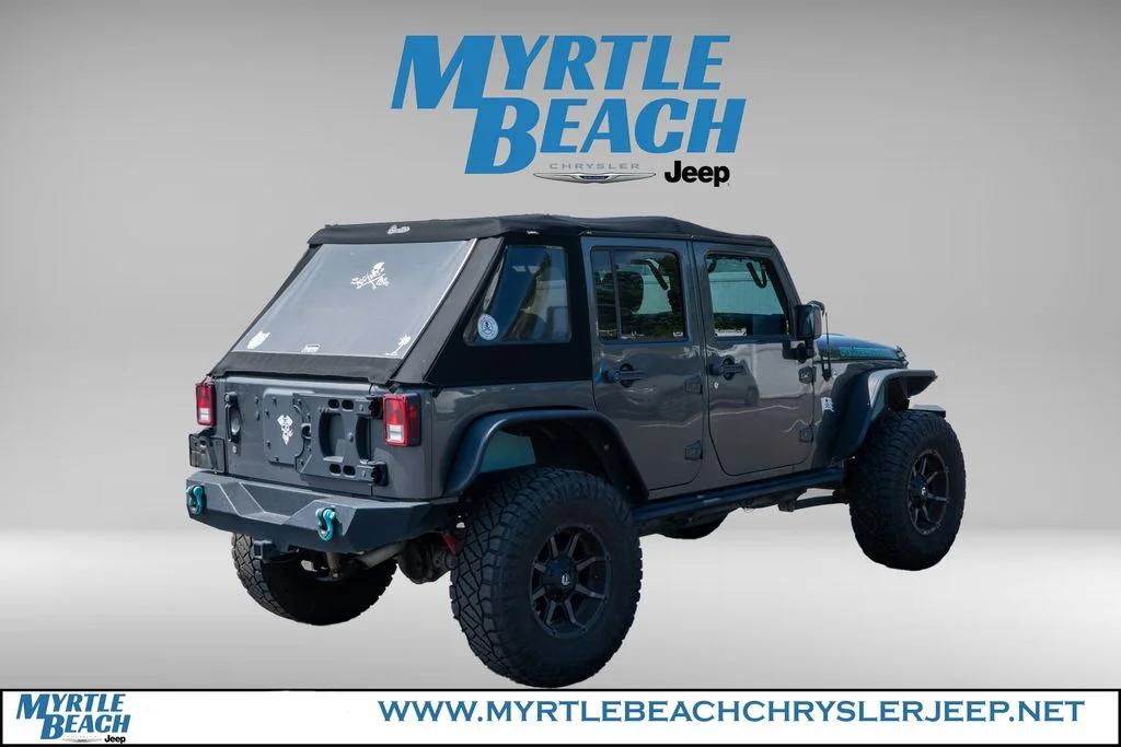 Used 2017 Granite Crystal Metallic Clearcoat Jeep Unlimited Rubicon image 6