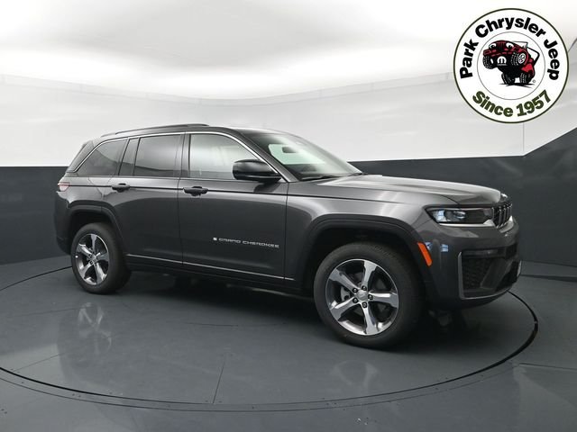 New 2026 Baltic Gray Metallic Clear-Coat Exterior Paint Jeep Limited image 1