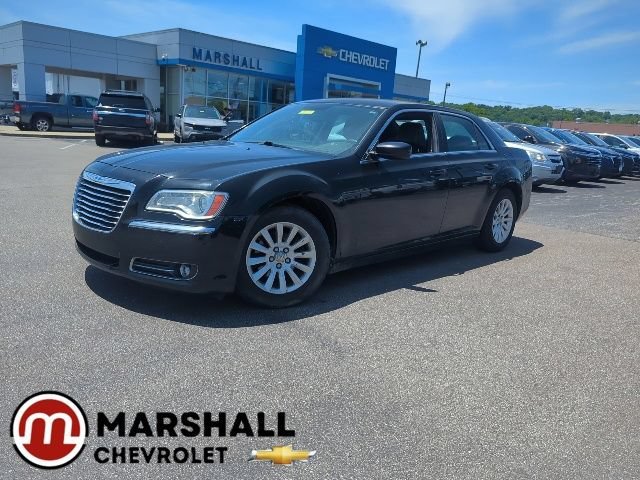 2013 Chrysler 300 -'s photo