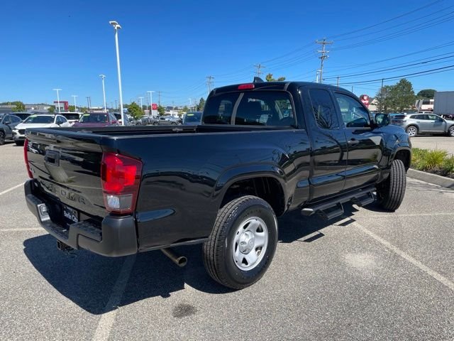 Used 2022 Midnight Black Metallic Toyota SR image 7