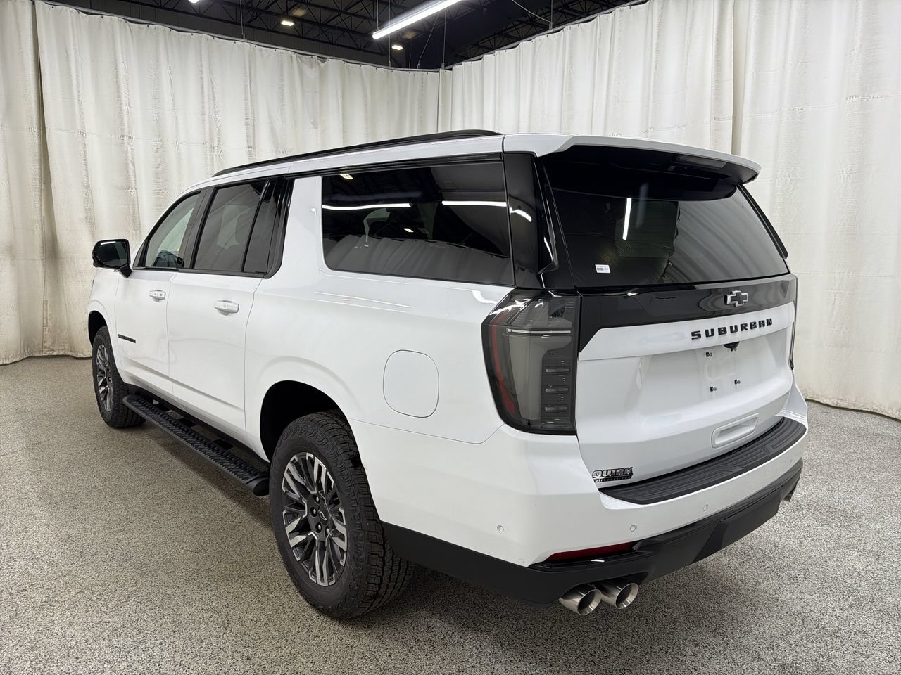 New 2026 Summit White Chevrolet Z71 image 9