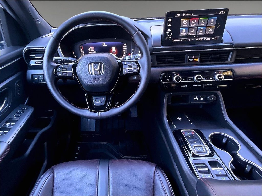 Used 2025 White Honda Black Edition image 18