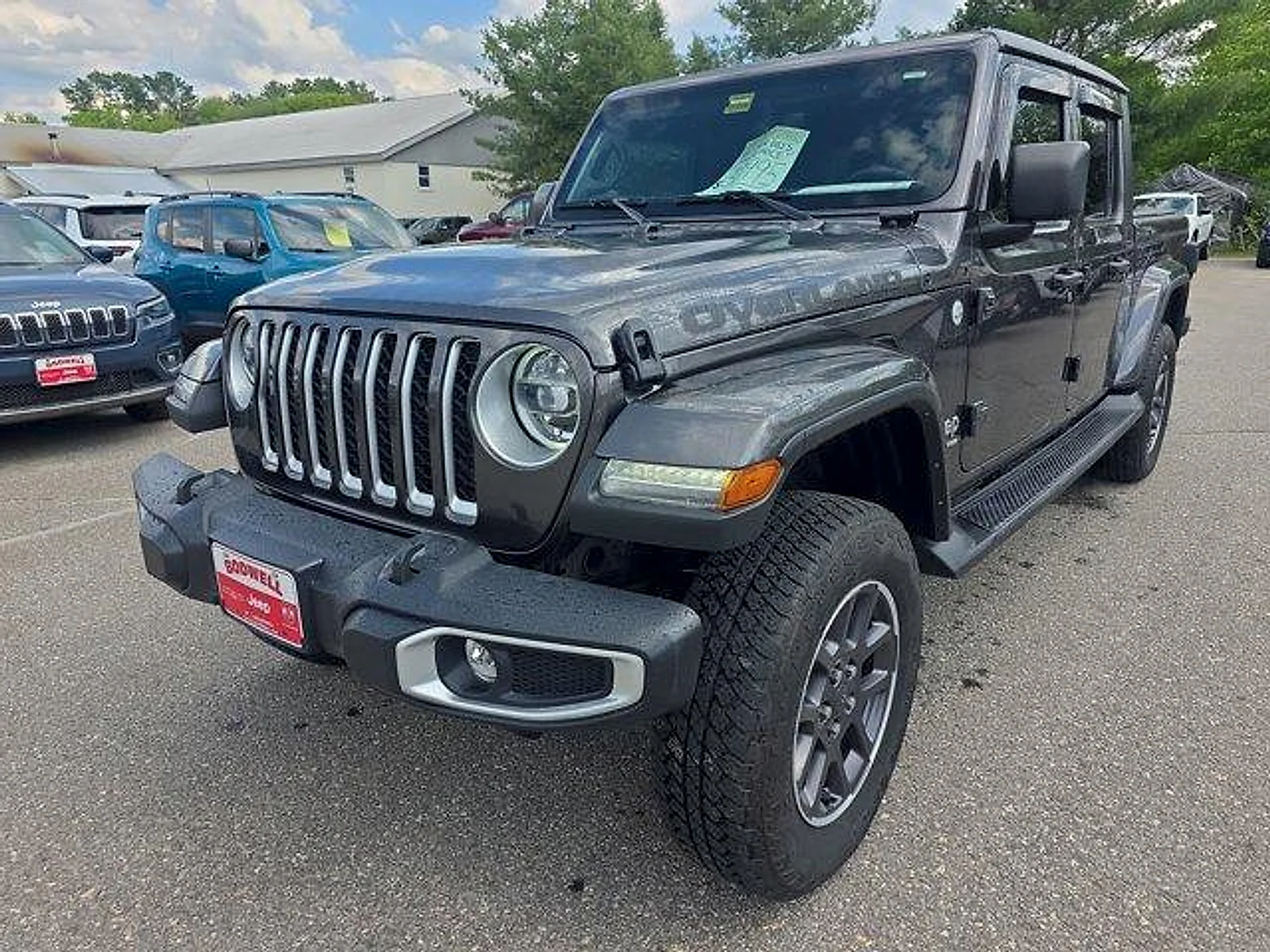 2022 Jeep Gladiator Overland's photo