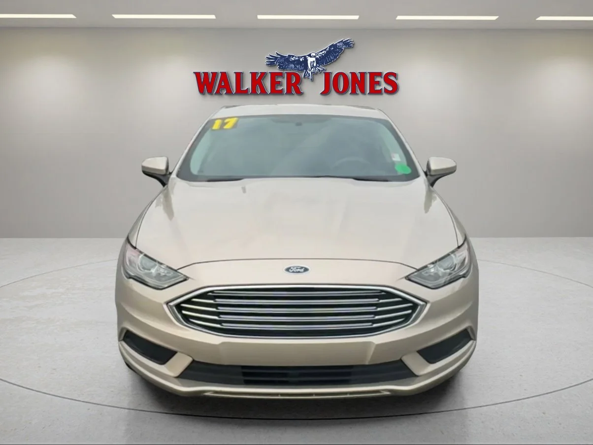 Used 2017 Tan Ford SE image 8