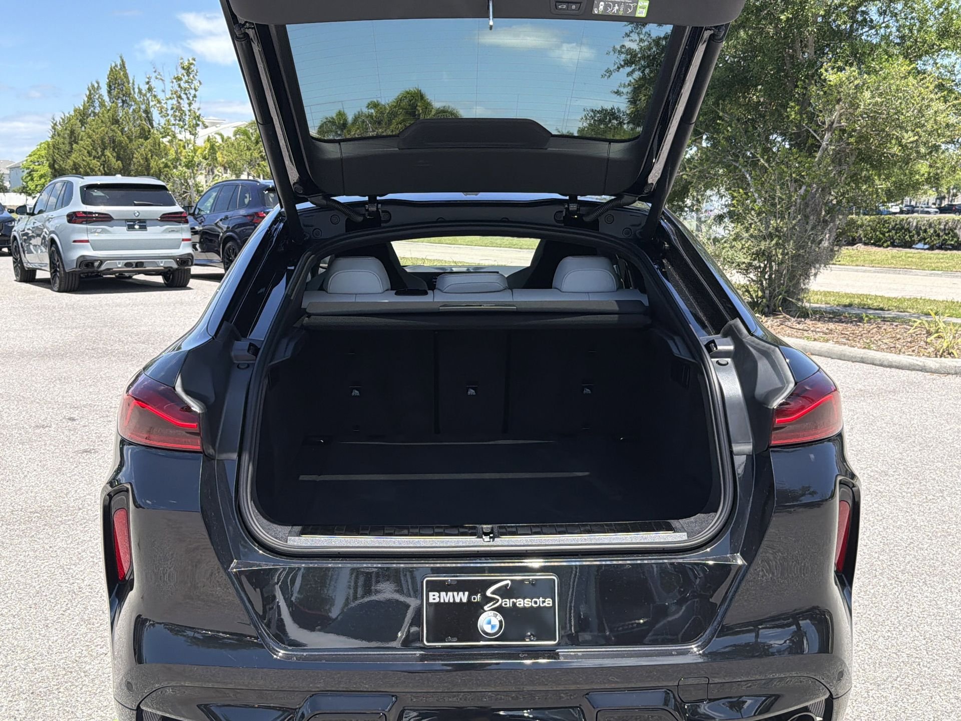 New 2027 BMW X6 Competition SUV in Sarasota #9433080 | BMW of Sarasota