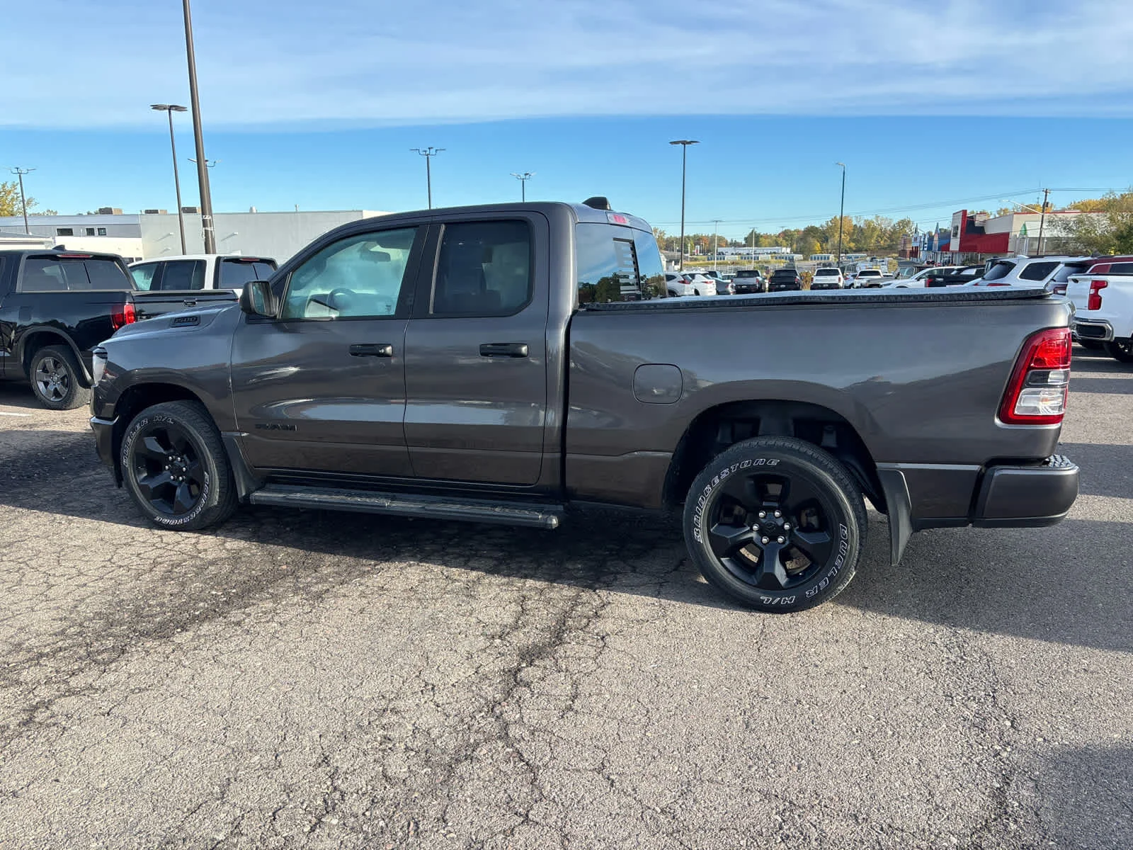 Used 2023 Granite Crystal Metallic Clearcoat Ram Tradesman image 2