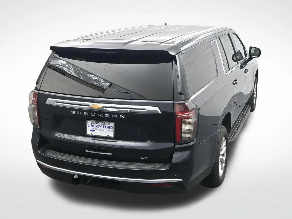 2023 Chevrolet Suburban LT - Photo 29