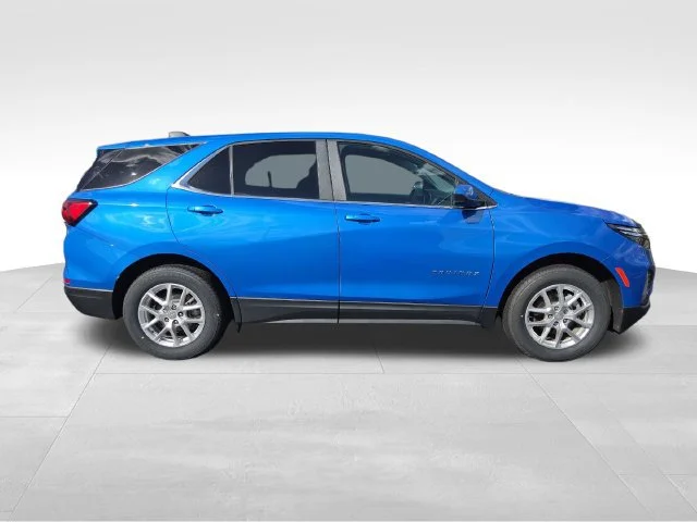 Used 2024 Riptide Blue Metallic Chevrolet LT image 7