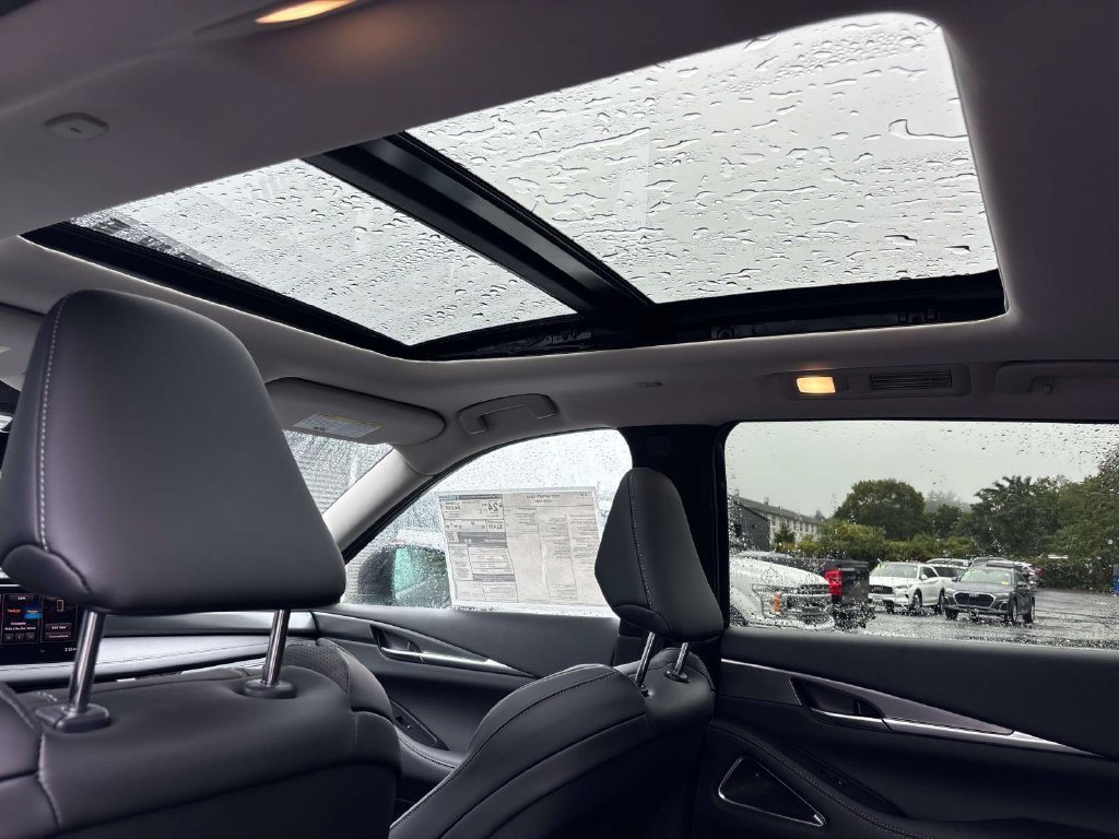 New 2027 Black INFINITI LUXE image 8