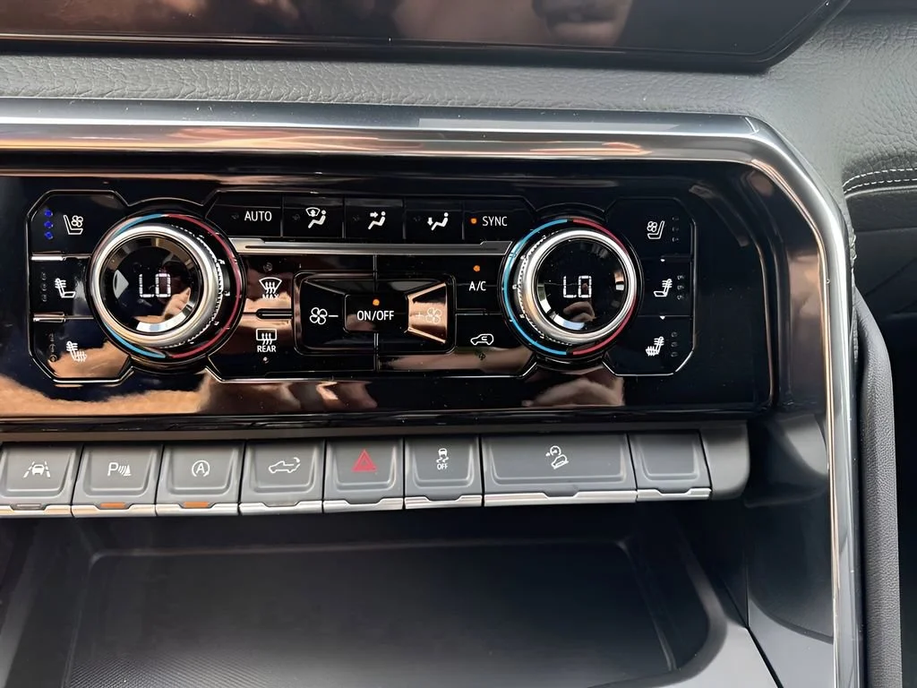 New 2026 Glacier White Tricoat GMC Denali image 20