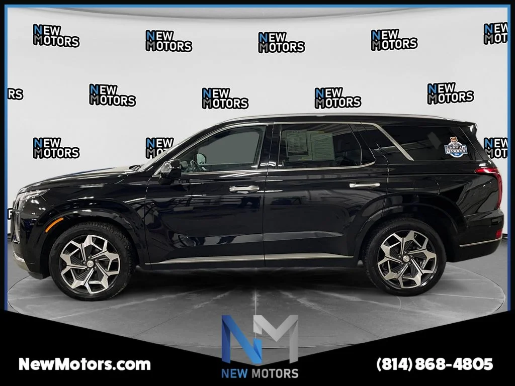 Used 2022 Black Hyundai Calligraphy image 2