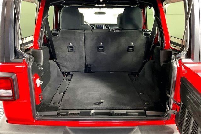 Used 2022 Red Jeep Unlimited Sport Altitude image 29