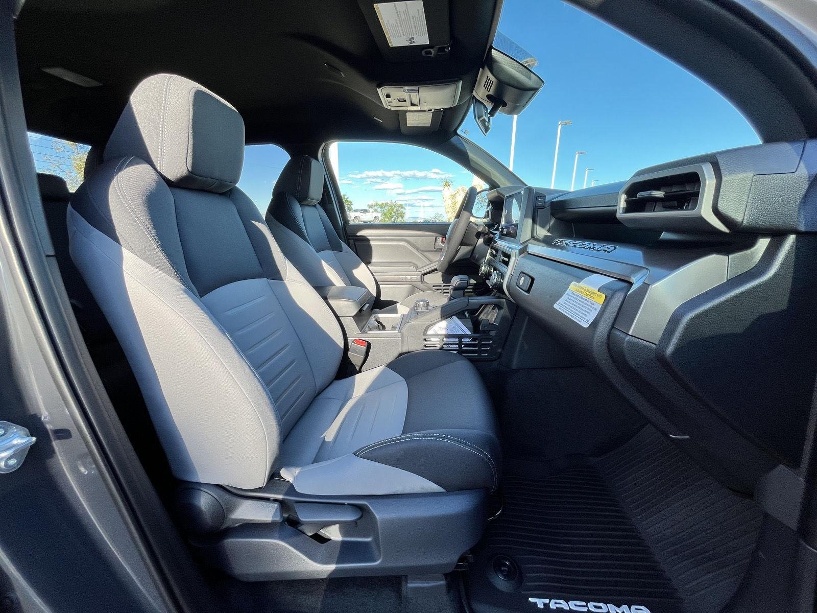 2025 Toyota Tacoma TRD Sport - Photo 21