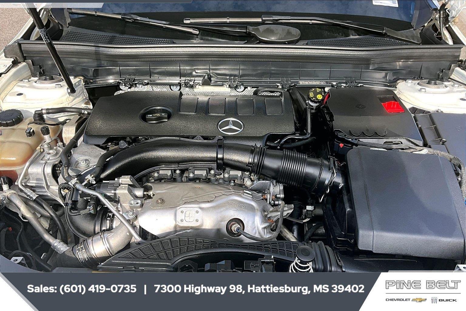 Used 2023 White Mercedes-Benz GLB 250 image 8